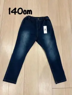 新品未使用　140cm デニム長ズボン　ロングパンツ