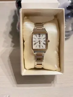 ルキア　腕時計　ソーラー　SSVW210