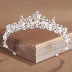 高品質パールティアラビジュー結婚式ウェディングブライダルヘアアクセサリ王冠新品g