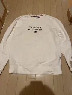 TOMMY HILFIGER ホワイト トレーナー