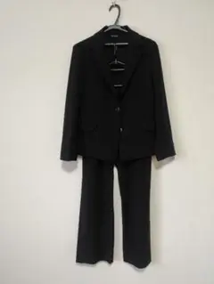 elyts ブラックパンツスーツ