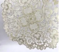 【ドイリー　 レース】