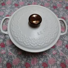 新品】ル・クルーゼ ラウンド・トリベット 鍋敷き シャイニーホワイト