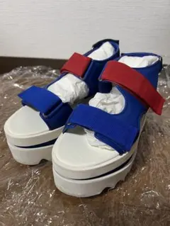 ほぼ新品　ステラマッカートニー サンダル　エクリプスのサムネイル