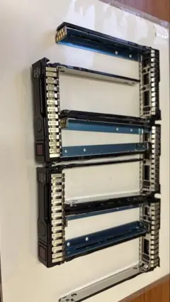 HPE サーバー用HDDマウンタ 5台セットのサムネイル