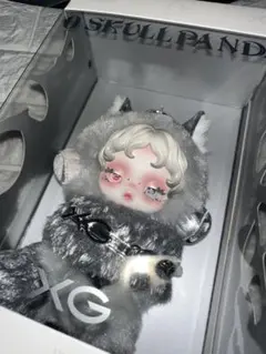 正規品 スカルパンダSKULLPANDA × XG ぬいぐるみペンダント日本限定