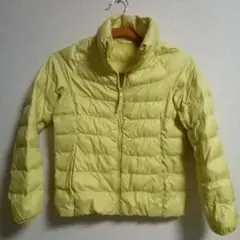 最終処分　ユニクロ　キッズ　アウター１４０㎝　ネオンイエロー系