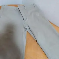 ユニクロ　チノパン