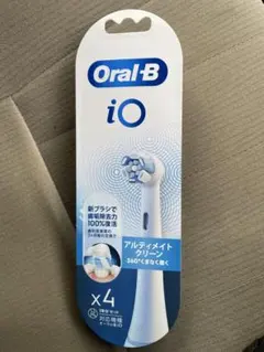 ブラウン、オーラルb、iOアルティメイトクリーン×4です。
