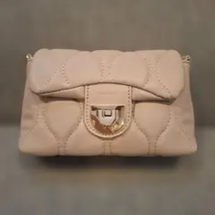 モコアズ mocoa's キルティングショルダーバッグ ニュアージュ