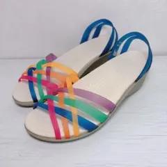 【美品】クロックス 22㎝ ワラチェ ミニ ウェッジサンダル