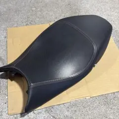 DUCATI バイクシート 黒のサムネイル