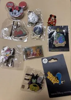 ディズニーピンバッジなど10点まとめ売り　バラ売り可