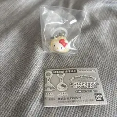 なりきりまん　めじるしアクセサリー　ガチャ　キティ