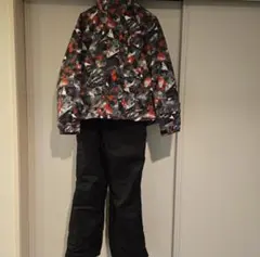 美品　スノー・ボードウェア　Size160 上下セット