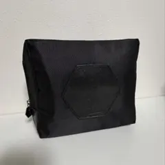イヴサンローラン コスメポーチ ブラック ポーチ ロゴ入り ノベルティ化粧ポーチ