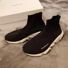 正規品 BALENCIAGA スピードトレーナー 44 黒 白 バレンシアガのサムネイル