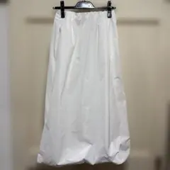 【1度着用/白洋舎クリーニング済】ebureホワイト ロングスカート40 1度着用/白洋舎クリーニング済】ebureホワイト ロングスカート40