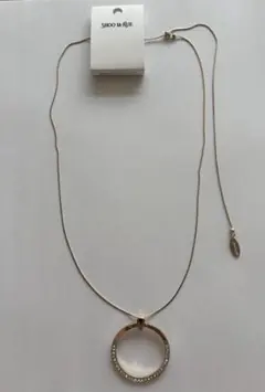 リング型ネックレス