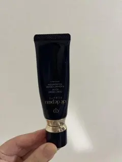 クレドポーボーテ タンクレームエクラｎ 　CPB クリームファンデーション