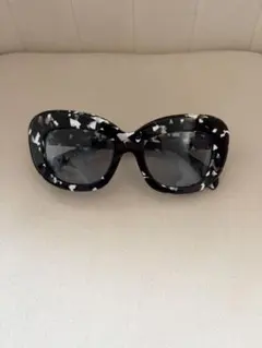 PANTY DROPPER × UNCROWD サングラスのサムネイル