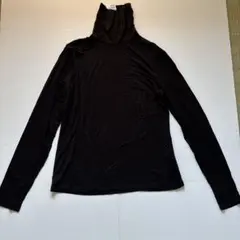 タートルネックブラック