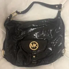 Michael Kors エナメル トートバッグ ブラック MKロゴ - メルカリ