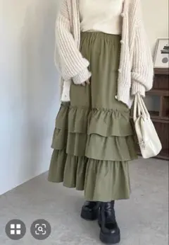 カーキ フリルティアードロングスカート フリーサイズ