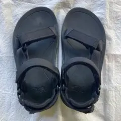 Teva ブラック サンダル　18センチ