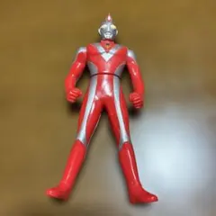 ニセウルトラマンダイナ テラノイド ソフビ - メルカリ