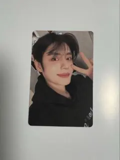 ZB1 ワルツ 台湾 台北 トレカ ジウン キムジウン