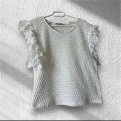 【美品】ZARA ホワイト フリル　ニット ノースリーブ M