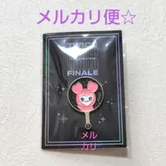 TWICE　モモ　モブリー　ピンバッジ　ピンバッチ　LIGHTS FINAL