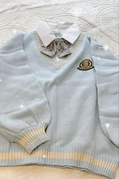 水色 Vネックニットセーター【美品】