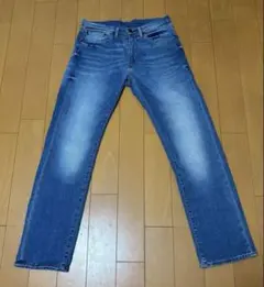 Levi's 505 デニムジーンズ　サイズW31 L32 レザーパッチのサムネイル