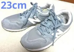 ニューバランス　スニーカー　520