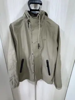 【新品】LACOSTE マウンテンパーカー FR48 日本サイズM LACOSTE（ラコステ） マウンテンパーカー ウインドブレーカー バイ