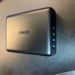 電源アダプター 9