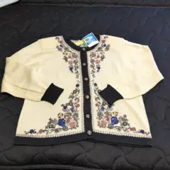 クリーム色刺繍入り長袖カーディガン