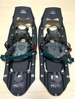 新品　未使用　MSR EVOスノーシュー YONEXアキュブレイドヨネックス MSR EVO アキュブレイド スノーシュー ヨネックス YONEX - メルカリ