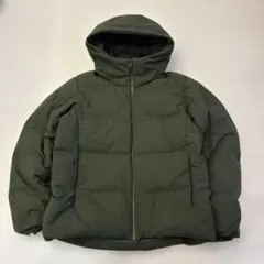 ハ*イ様 美品 UNIQLO シームレスダウンパーカー カーキ ジャケット アウ