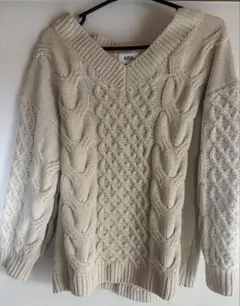 AZUL ケーブルニット　モールニット　ホワイト　オフホワイト　Mサイズ