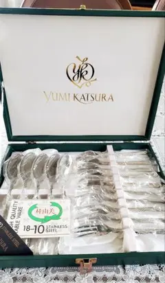 YUMI KATSURA 18-10 ステンレス カトラリーセットのサムネイル