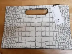 【値下げ】クロコダイル風ホワイト2WAYハンドバッグ　　SY019