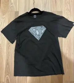エグザンプル　example Tシャツ　スーパーマンロゴ風