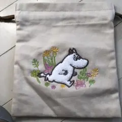 ムーミン 刺繍ポーチ ベージュ