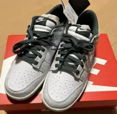 NIKE DUNK LOW　RETRO　SE ナイキ　スニーカー