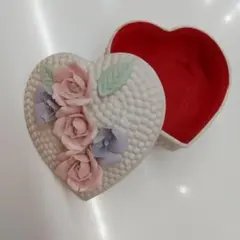 Item thumbnail for item 88f3d851-cb19-4a2e-8bbd-9ed0d6cc031e