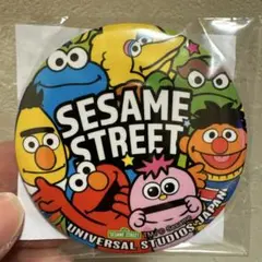 ユニバ　　USJ セサミストリート 感バッチ