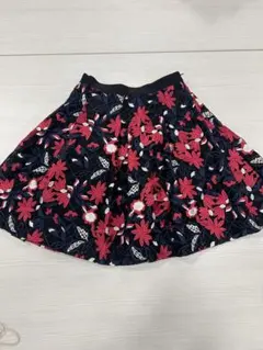 【新品未使用】ドーリーガール　アナスイフレアスカート 花柄 黒